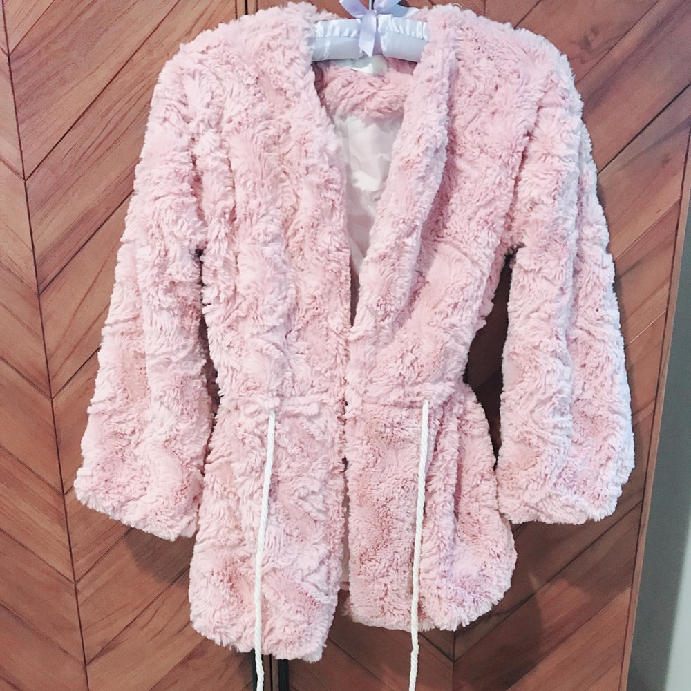 Fluffy mauve Korean brand drawstring jacket